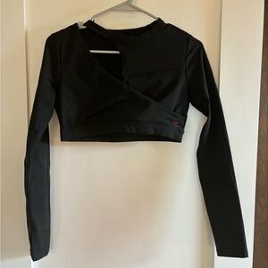 n: Philanthropy Cropped Long Sleeved Athletic Top Size Medium NWT